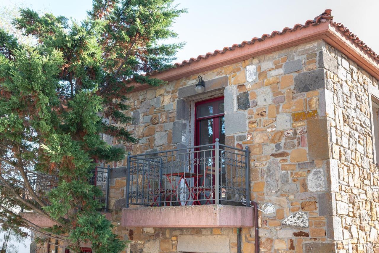 Lively Lofts By The Varos Residences Exterior photo
